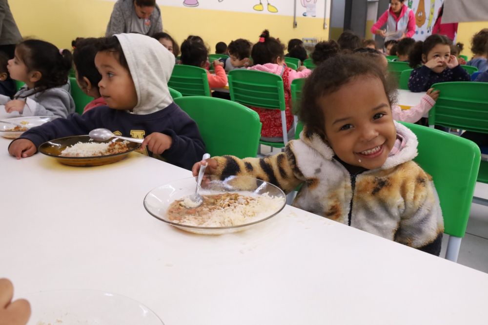 Semana da Alimentação Escolar valoriza hábitos saudáveis e amplia experiências nutricionais