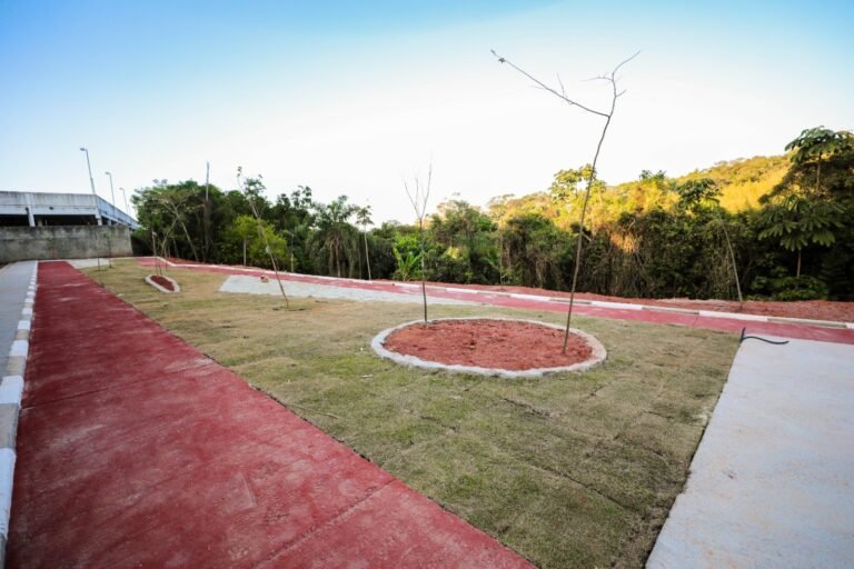 Nova praça com pista de caminhada entra na fase final e vai transformar o Parque Imperial